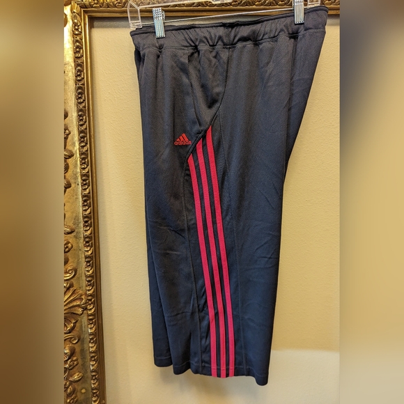 ADIDAS CAPRIS SZ XL - Picture 1 of 5
